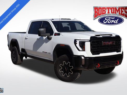 Used 2024 GMC Sierra 2500 AT4X image 1