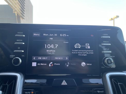 Used 2021 Kia Sorento EX image 37