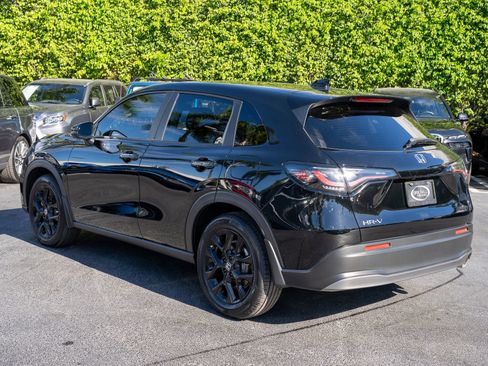 Used 2024 Honda HR-V Sport image 7