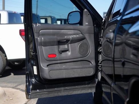 Used 2005 Dodge Ram 1500 Truck 2WD Quad Cab image 32