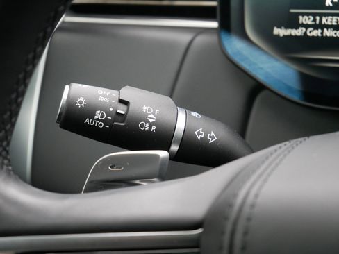 Used 2023 Land Rover Range Rover First Edition image 26