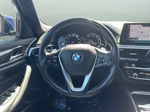 Used 2017 BMW 530i RWD image 31