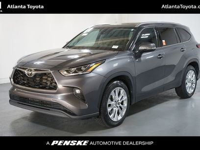 Used 2023 Toyota Highlander Limited