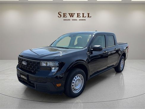 Used 2025 Ford Maverick XL image 1