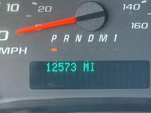 Used 2024 GMC Savana 2500 w/ Driver Convenience Package RWD image 26