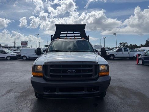 Used 2001 Ford F350 XL image 3