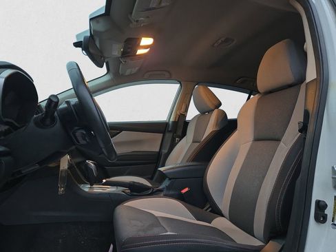 Used 2021 Subaru Crosstrek 2.0i Premium image 13