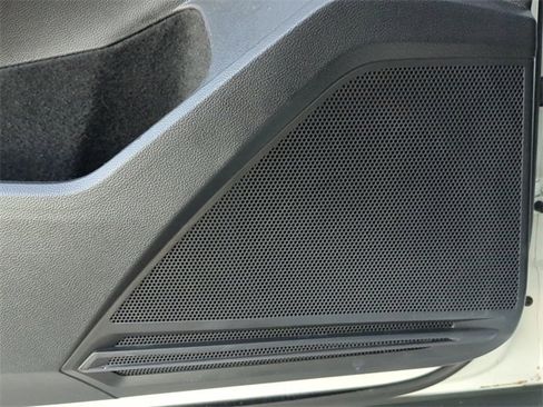 Certified 2021 Volkswagen Tiguan S image 17