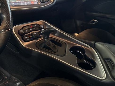 Used 2019 Dodge Challenger R/T Scat Pack w/ Shaker Package image 18