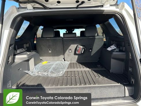 New 2025 Toyota 4Runner Limited image 28