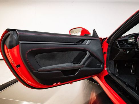 Certified 2023 Porsche 911 Carrera GTS RWD image 23