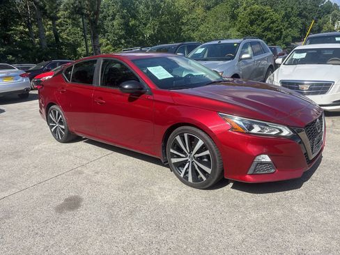 Used 2020 Nissan Altima 2.5 SR FWD image 4
