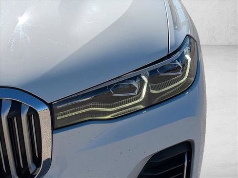 Used 2020 BMW X7 xDrive40i image 9