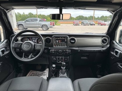 Certified 2022 Jeep Wrangler Unlimited Sport image 30