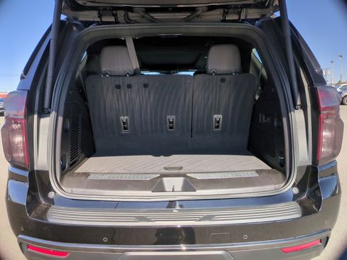 Certified 2022 Chevrolet Tahoe RST w/ Luxury Package AWD/4WD image 26