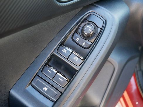 Used 2024 Subaru Crosstrek 2.0i Premium image 16