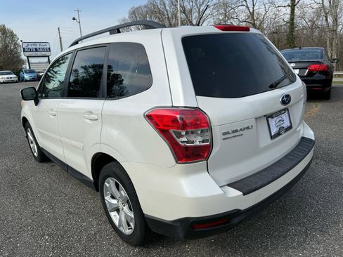 Used 2014 Subaru Forester 2.5i Premium w/ All-Weather Package image 5