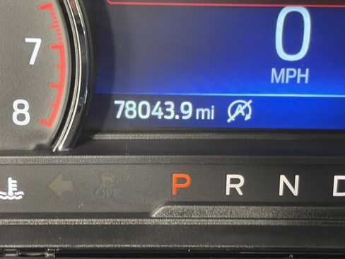 Used 2020 Ford Explorer XLT w/ Equipment Group 202A AWD/4WD image 5