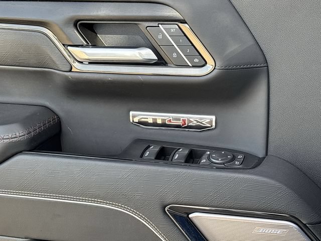 Used 2025 GMC Sierra 1500 AT4X AWD/4WD image 22