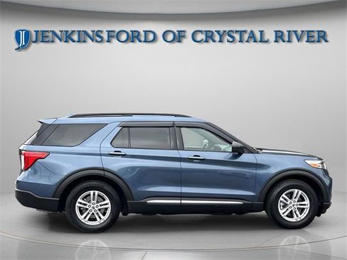 Used 2020 Ford Explorer XLT w/ Equipment Group 202A image 7