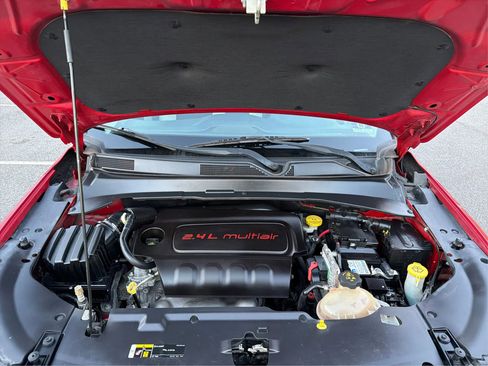 Used 2017 Jeep Compass Latitude image 14