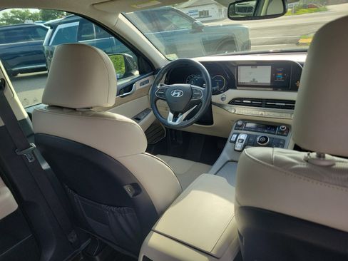 Used 2021 Hyundai Palisade Limited FWD image 13