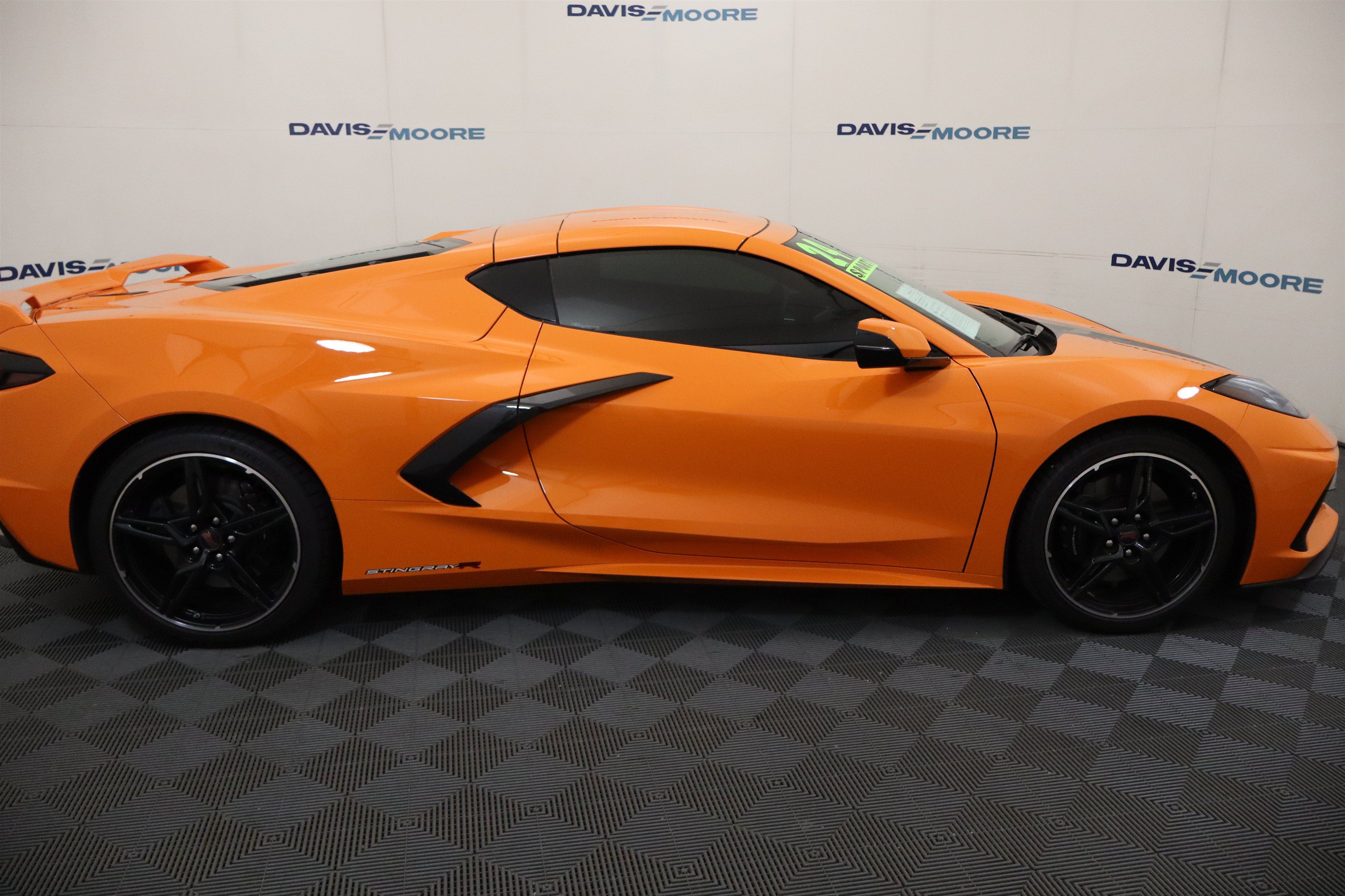 Used 2024 Chevrolet Corvette Stingray Coupe w/ Z51 Performance Package RWD image 5