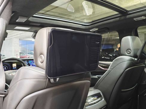 Used 2021 Cadillac Escalade Sport Platinum image 27