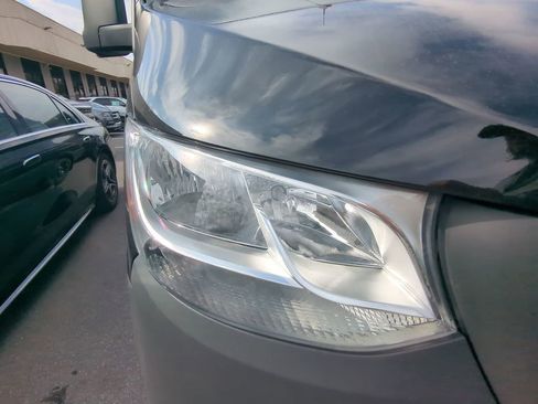 Used 2025 Mercedes-Benz Sprinter 2500 image 19