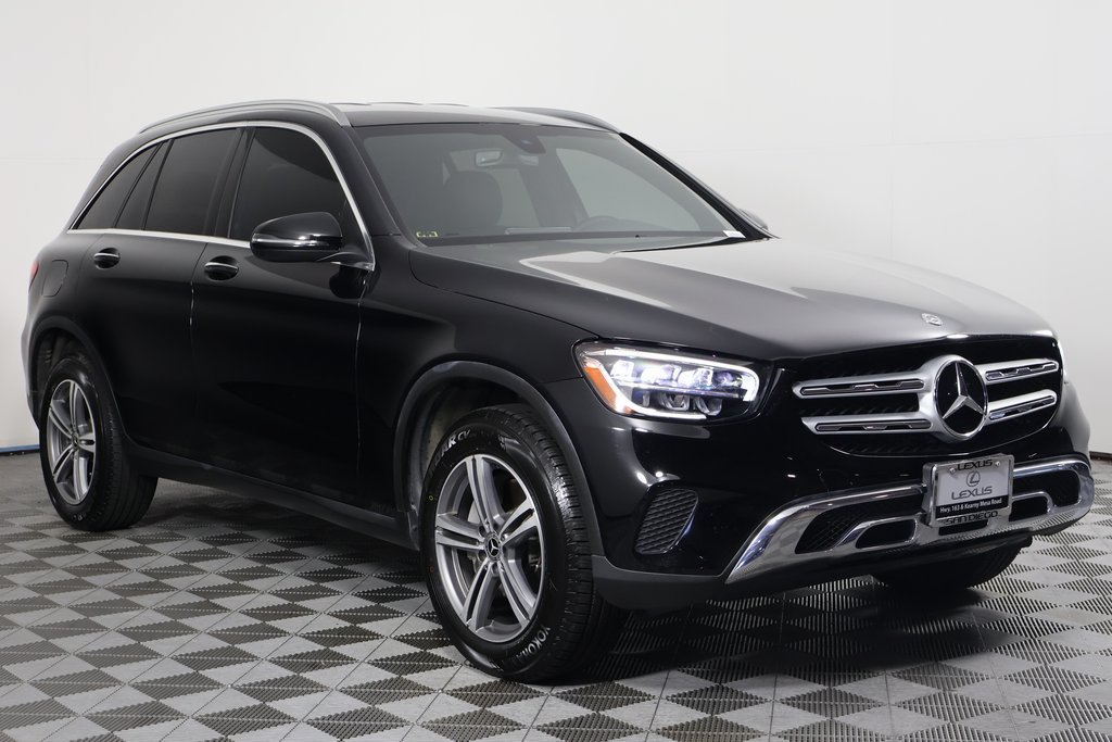 Used 2020 Mercedes-Benz GLC 300 4MATIC image 3