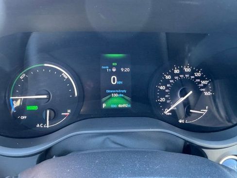 Certified 2024 Toyota Sienna XLE image 26