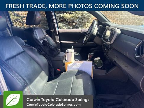 Used 2019 Toyota Tacoma TRD Pro AWD/4WD image 9