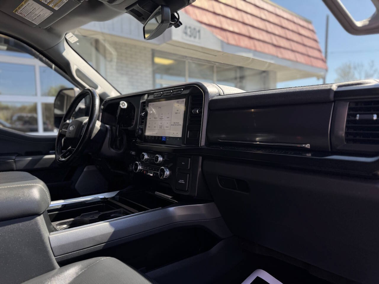 Used 2023 Ford F250 Lariat w/ Lariat Ultimate Package AWD/4WD image 52