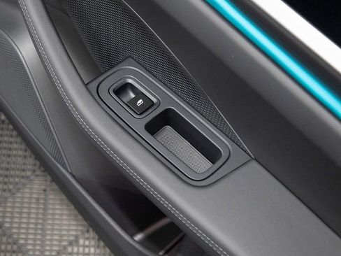 New 2026 Porsche Macan 4 Electric AWD/4WD image 22