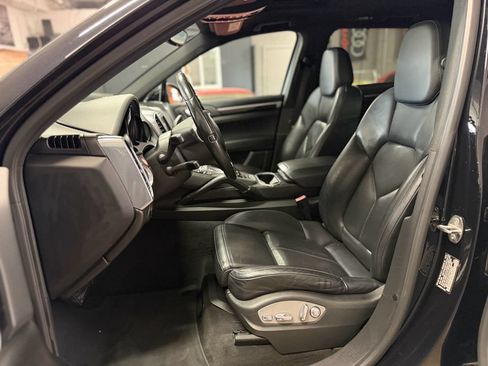 Used 2013 Porsche Cayenne Diesel AWD/4WD image 15