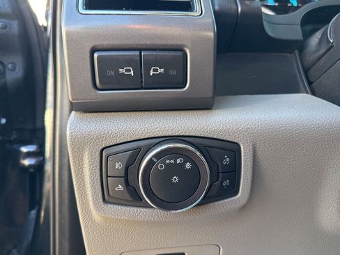 Used 2020 Ford F250 XLT w/ XLT Premium Package image 15