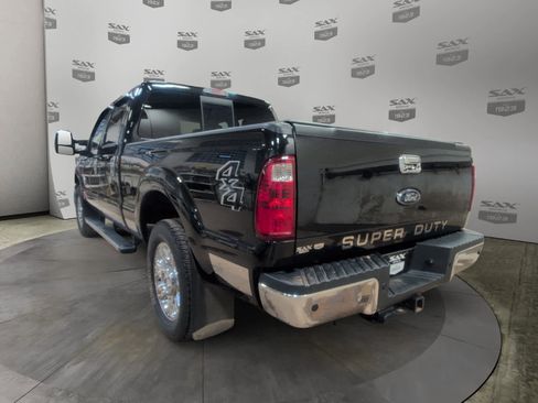 Used 2012 Ford F250 Lariat w/ Chrome Pkg image 3