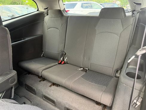 Used 2017 Chevrolet Traverse LT w/ Style and Technology Package AWD/4WD image 27
