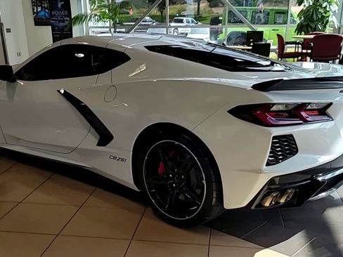 Used 2023 Chevrolet Corvette Stingray Preferred Cpe w/ Z51 Performance Package image 2