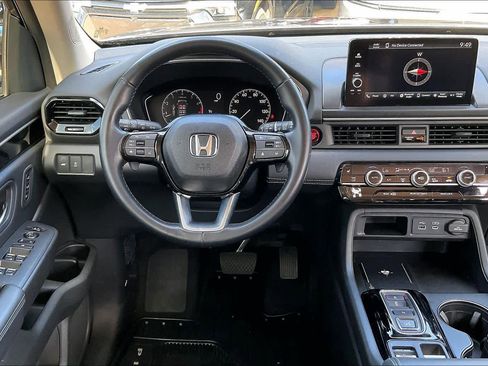 Used 2023 Honda Pilot EX-L image 7