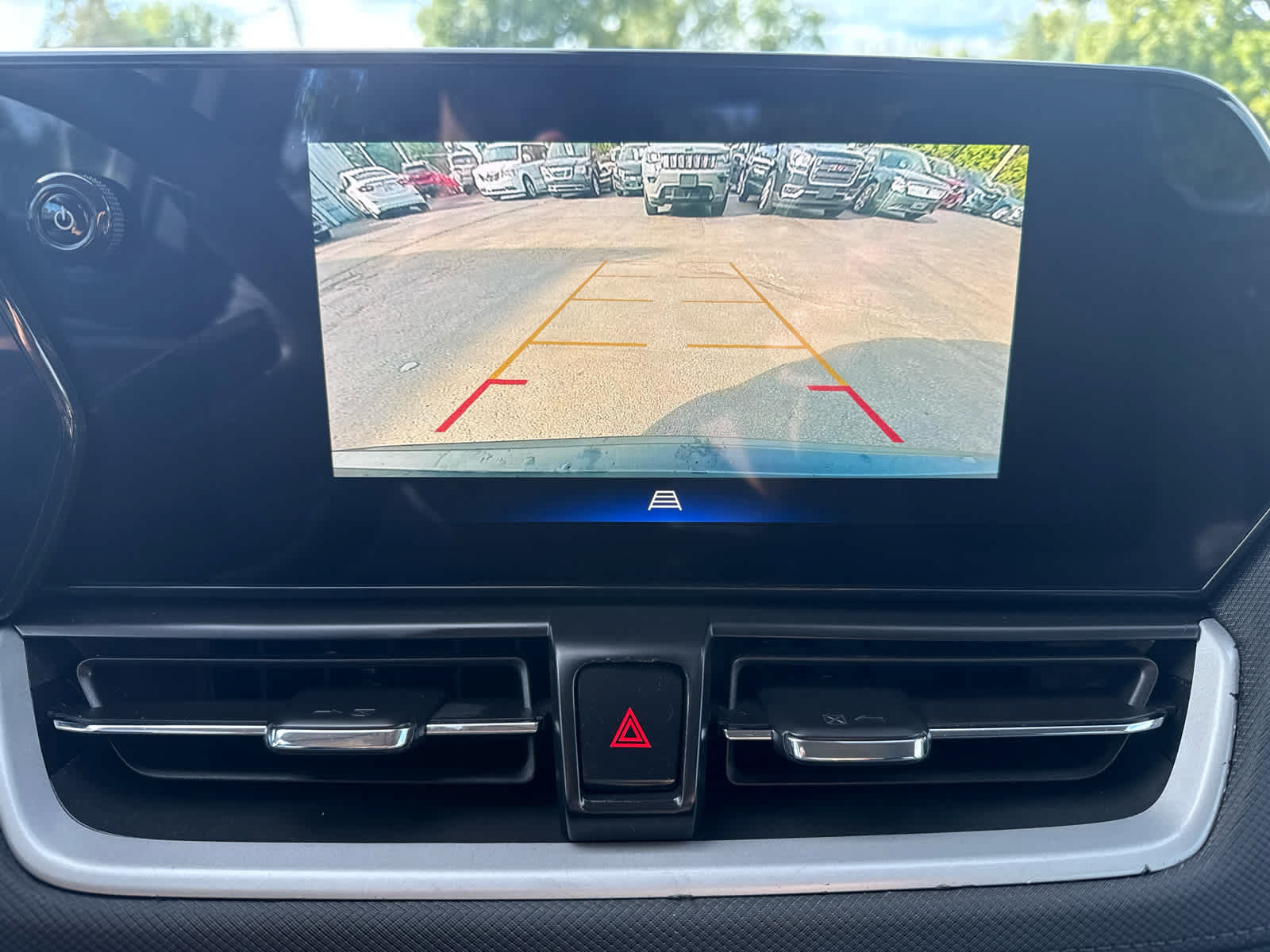 Used 2024 Chevrolet TrailBlazer LS FWD image 21