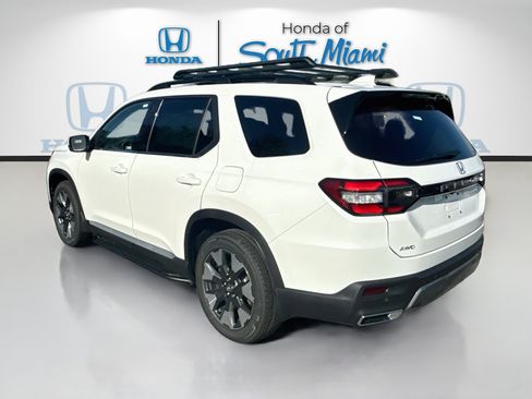 New 2026 Honda Pilot Elite image 5