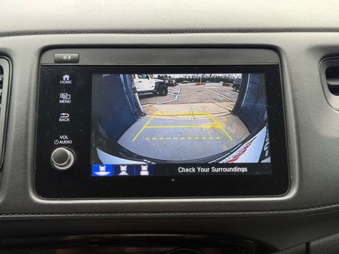 Used 2021 Honda HR-V Sport image 25