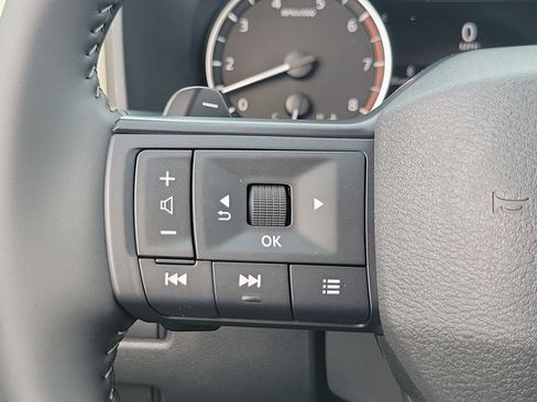 New 2026 Nissan Rogue SV FWD image 5