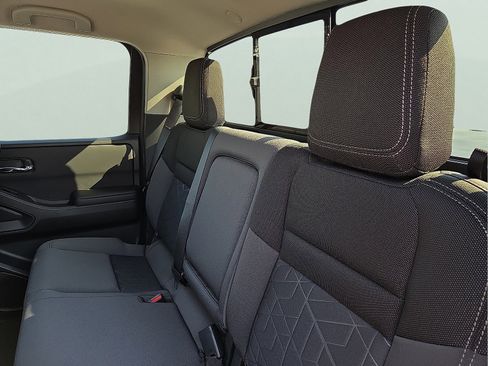 New 2026 Nissan Frontier SV w/ Tow Package image 10