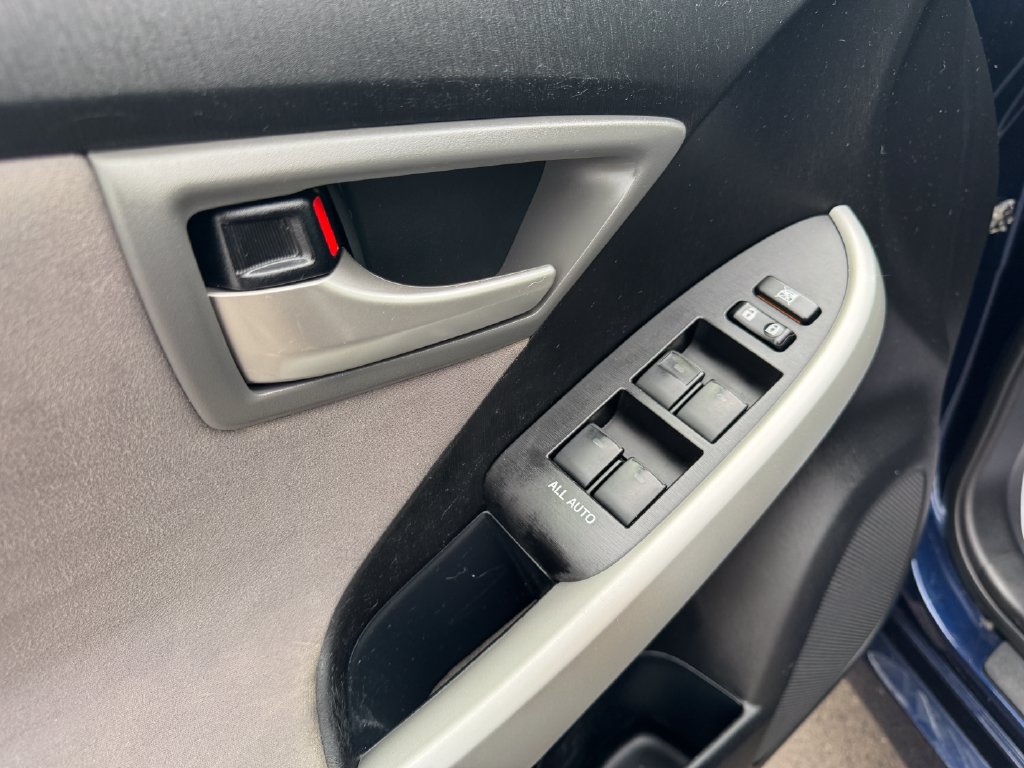 Used 2012 Toyota Prius Three FWD image 15