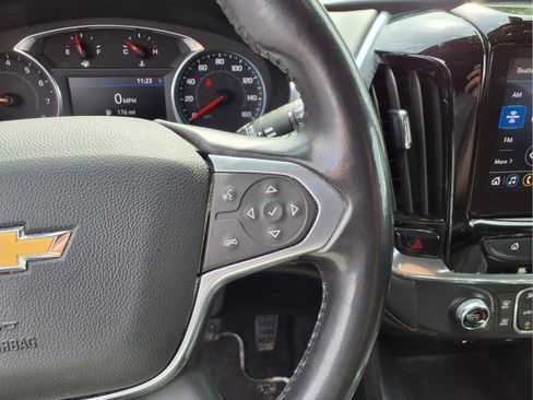 Used 2020 Chevrolet Traverse LT AWD/4WD image 14