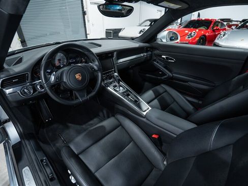 Used 2016 Porsche 911 Carrera 4S AWD/4WD image 18