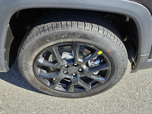 New 2026 Jeep Compass Latitude image 15