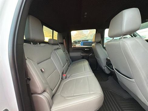 Used 2022 Chevrolet Silverado 2500 LTZ w/ LTZ Convenience Package image 8